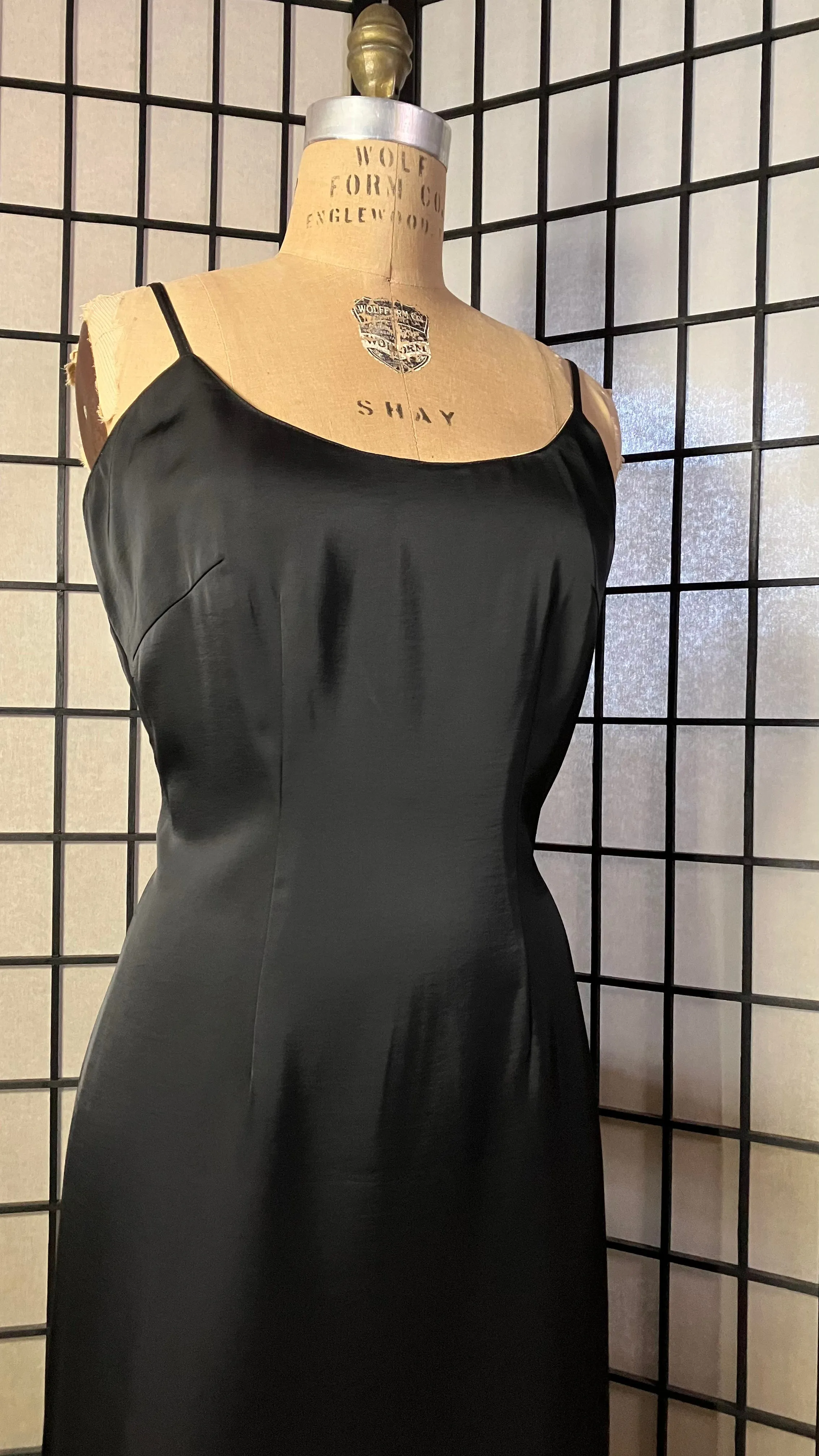 🪄 Double-Faced Satin Slip dress