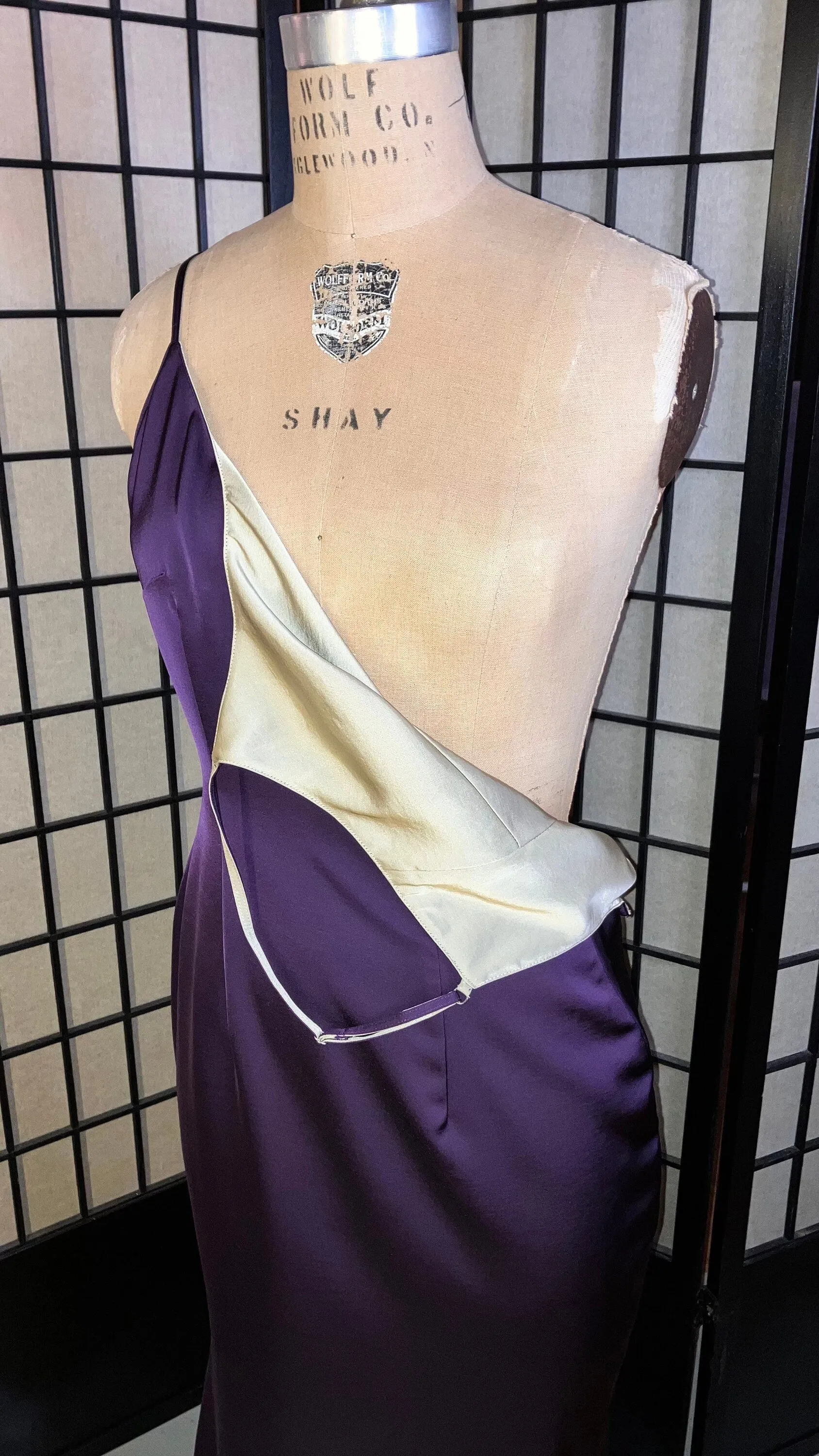 🪄 Double-Faced Satin Slip dress