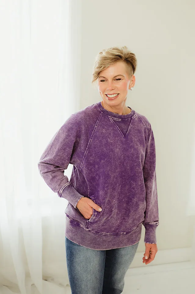 Acid Washed Pocket Pullover