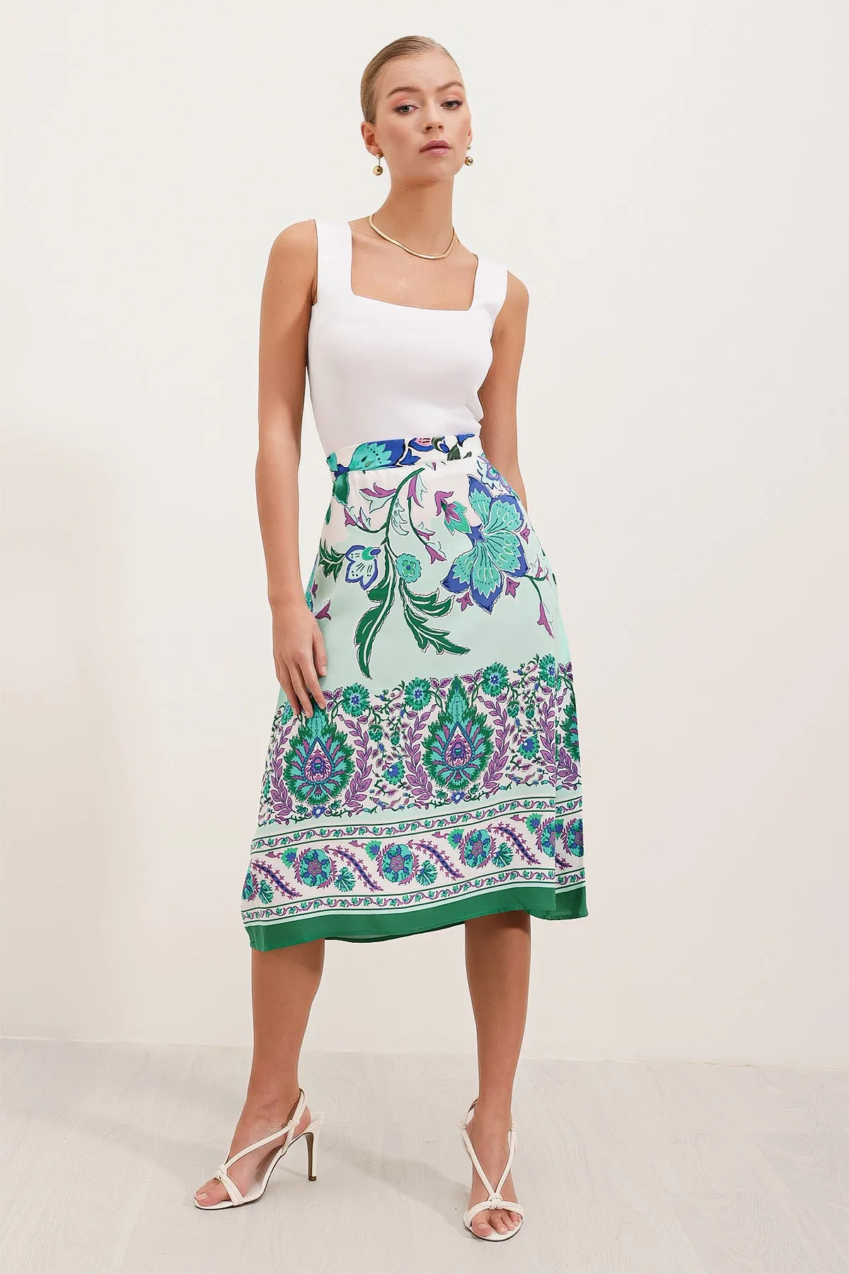 BGD Women Patterned Midi Skirt - Green - Avondale