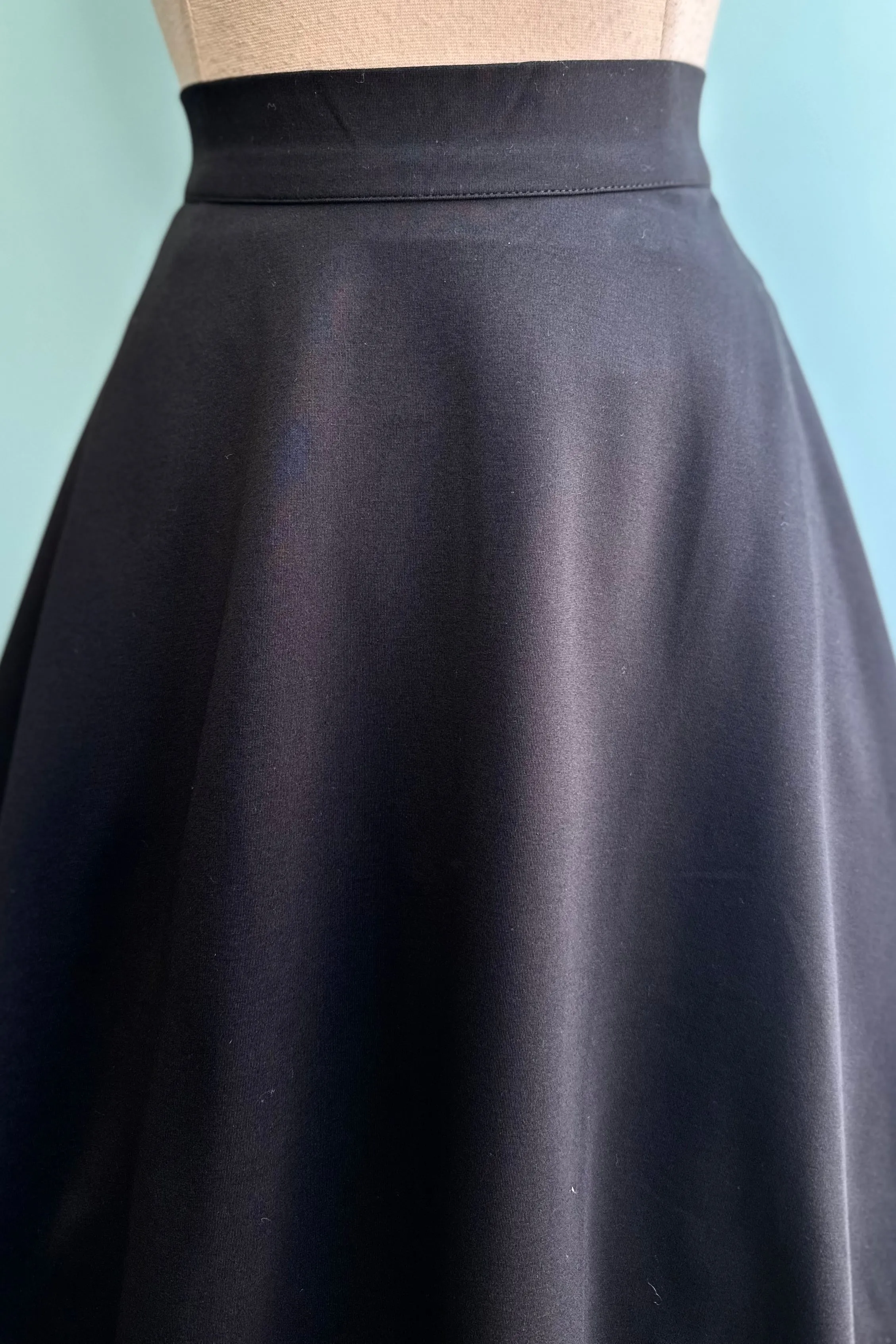 Black Jersey Charlotte Nova Skirt by Retrolicious
