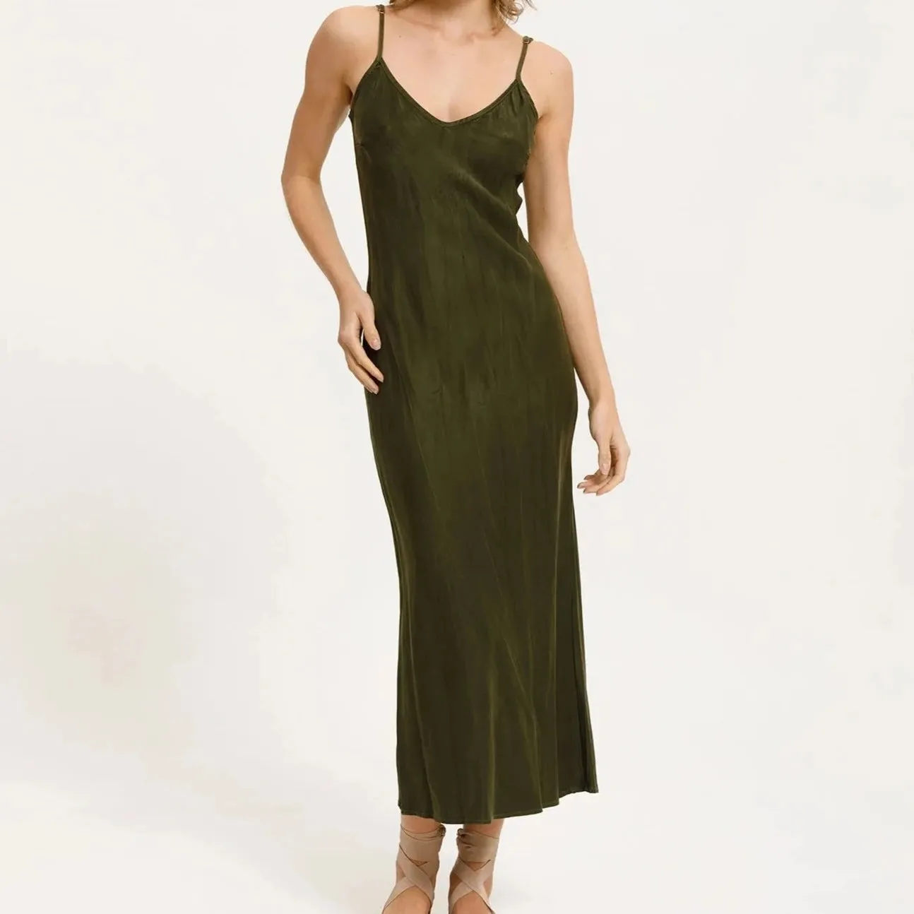 Cali Dreaming – Jones Slip Dress in Army