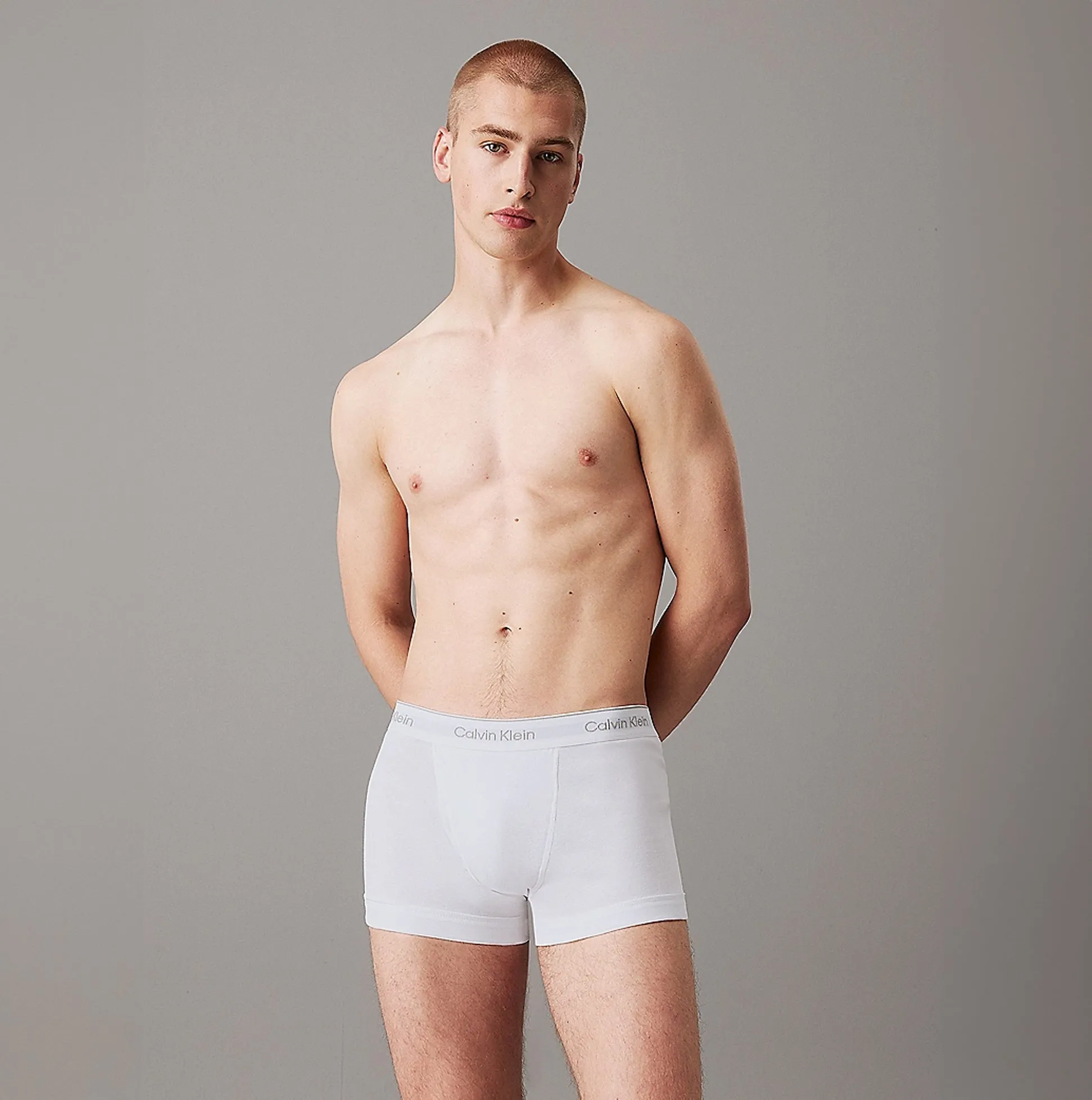 Calvin Klein COTTON CLASSICS Mens 3 Pack Trunks Multicoloured