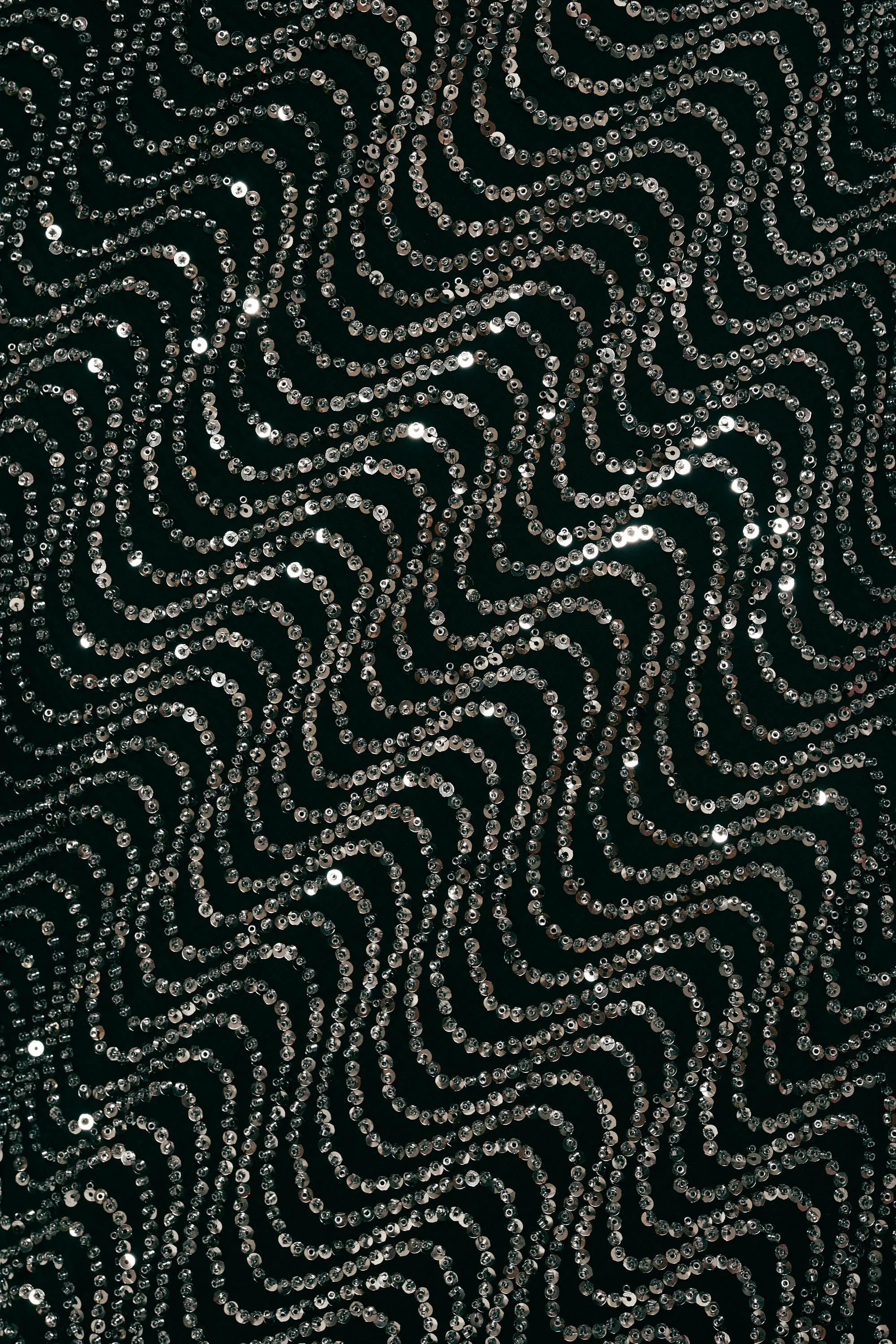 Chrishelle - Wave Embellishment Black