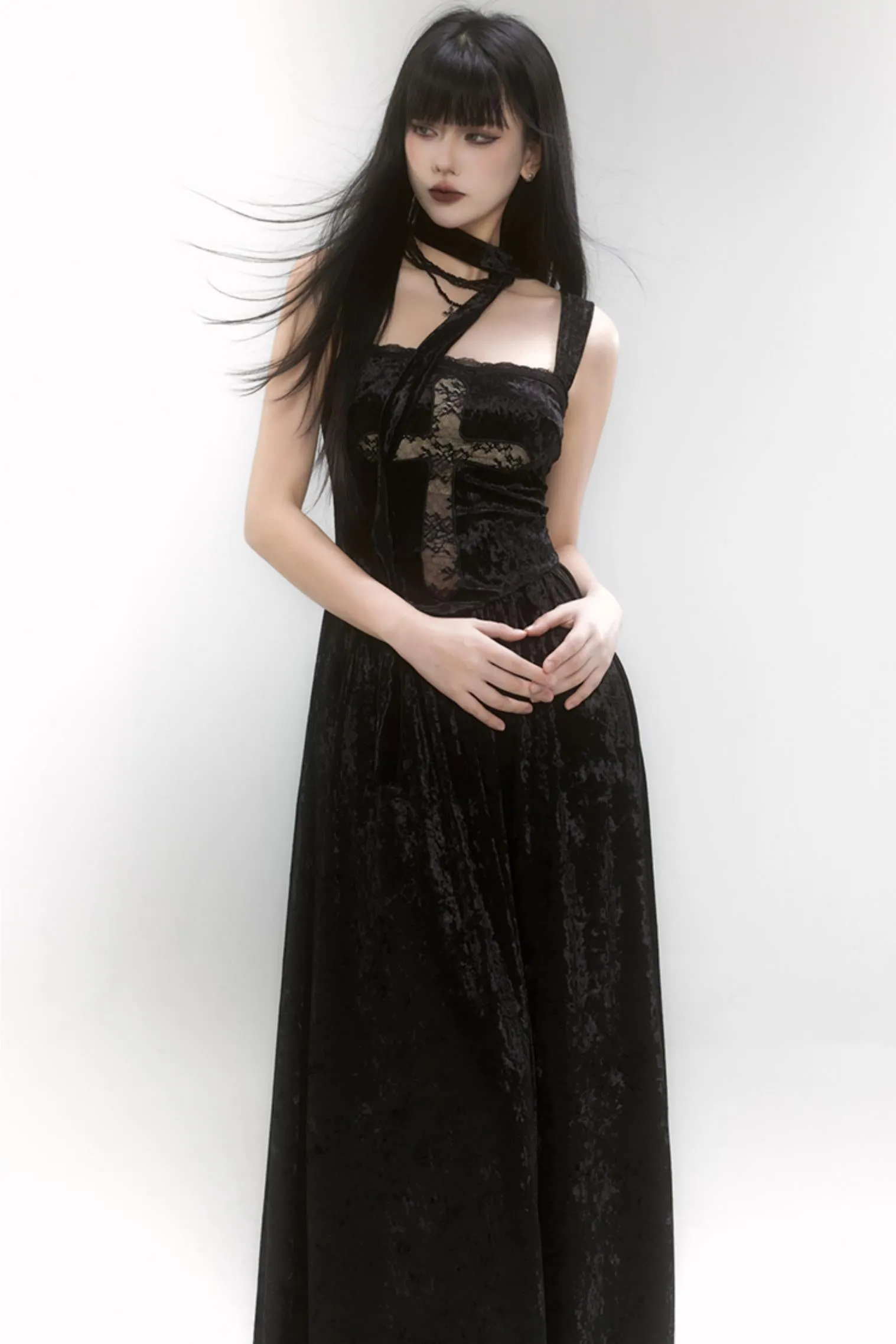 Dark Velvet Slip Set-Up