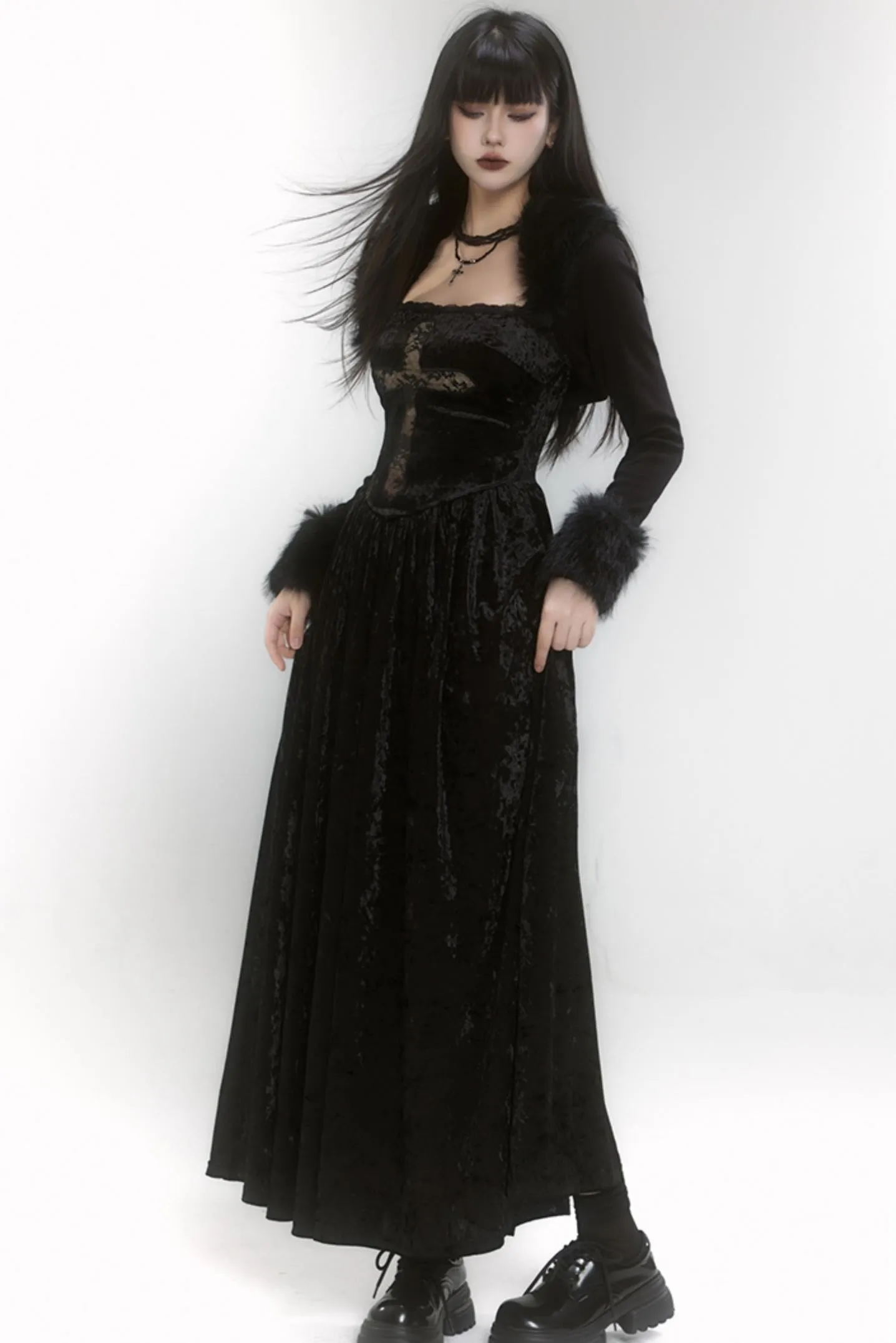 Dark Velvet Slip Set-Up