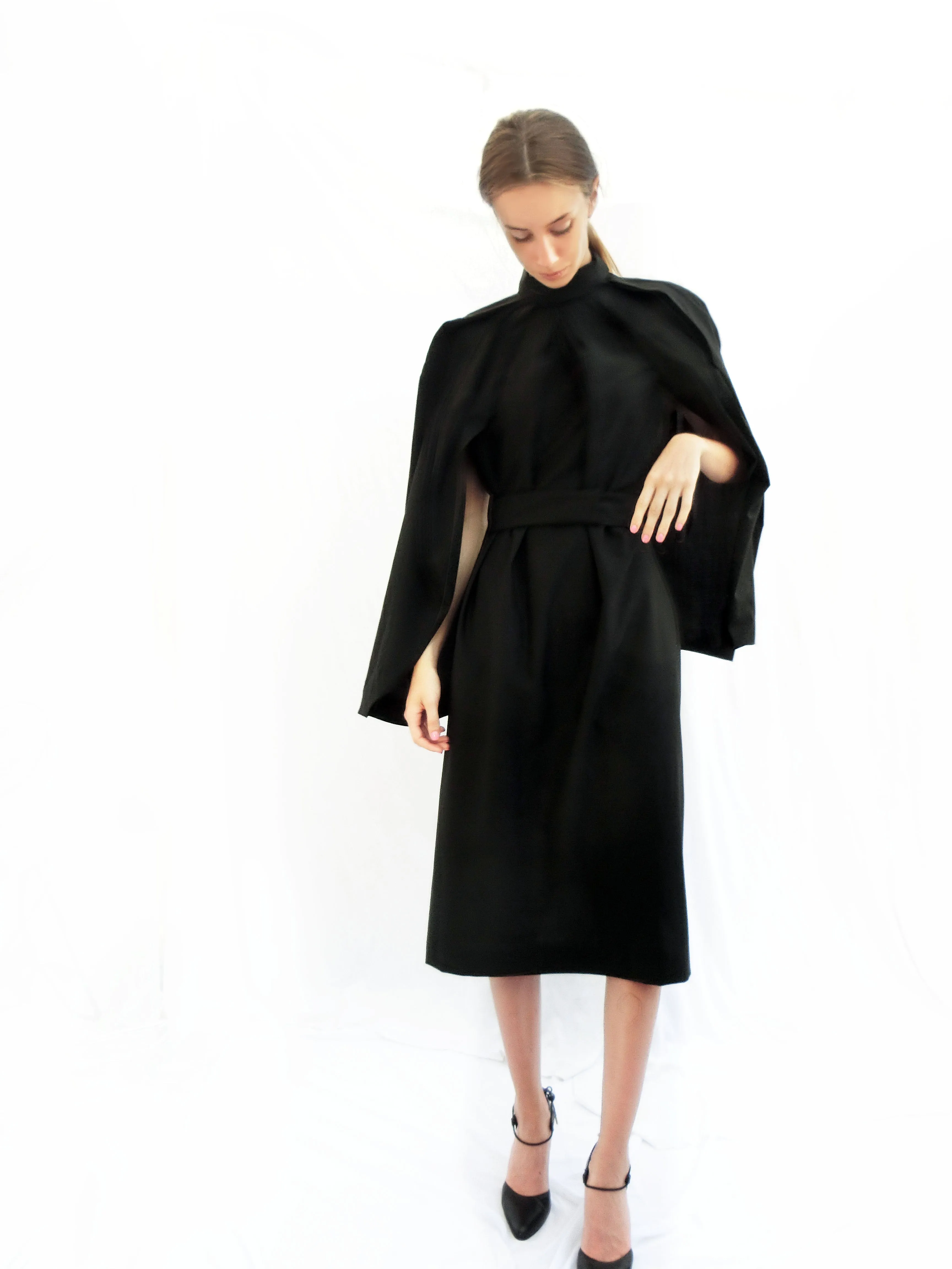 High Collar Anglar Pleated Dress / Black / 100% Virgin Wool