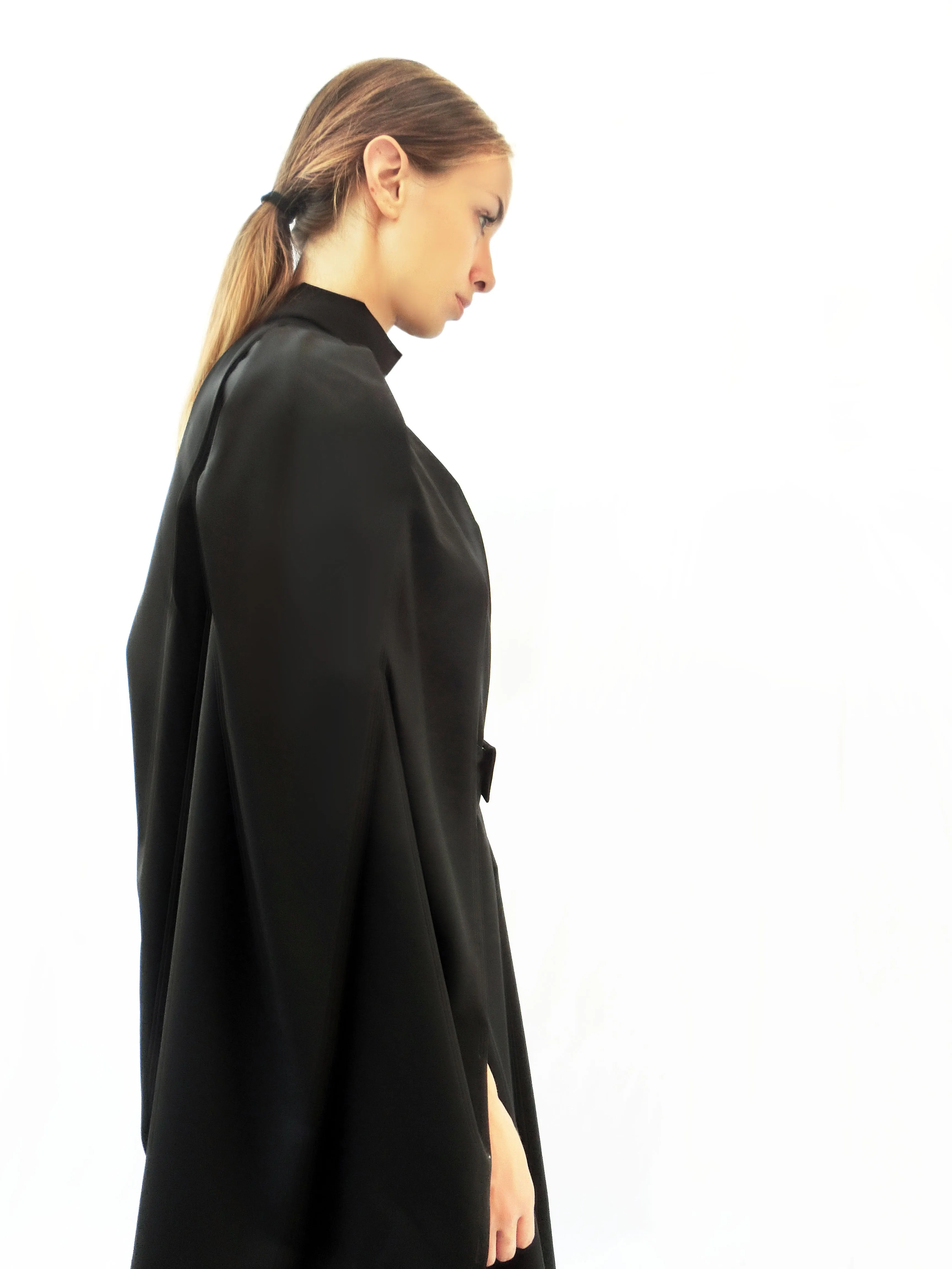High Collar Anglar Pleated Dress / Black / 100% Virgin Wool