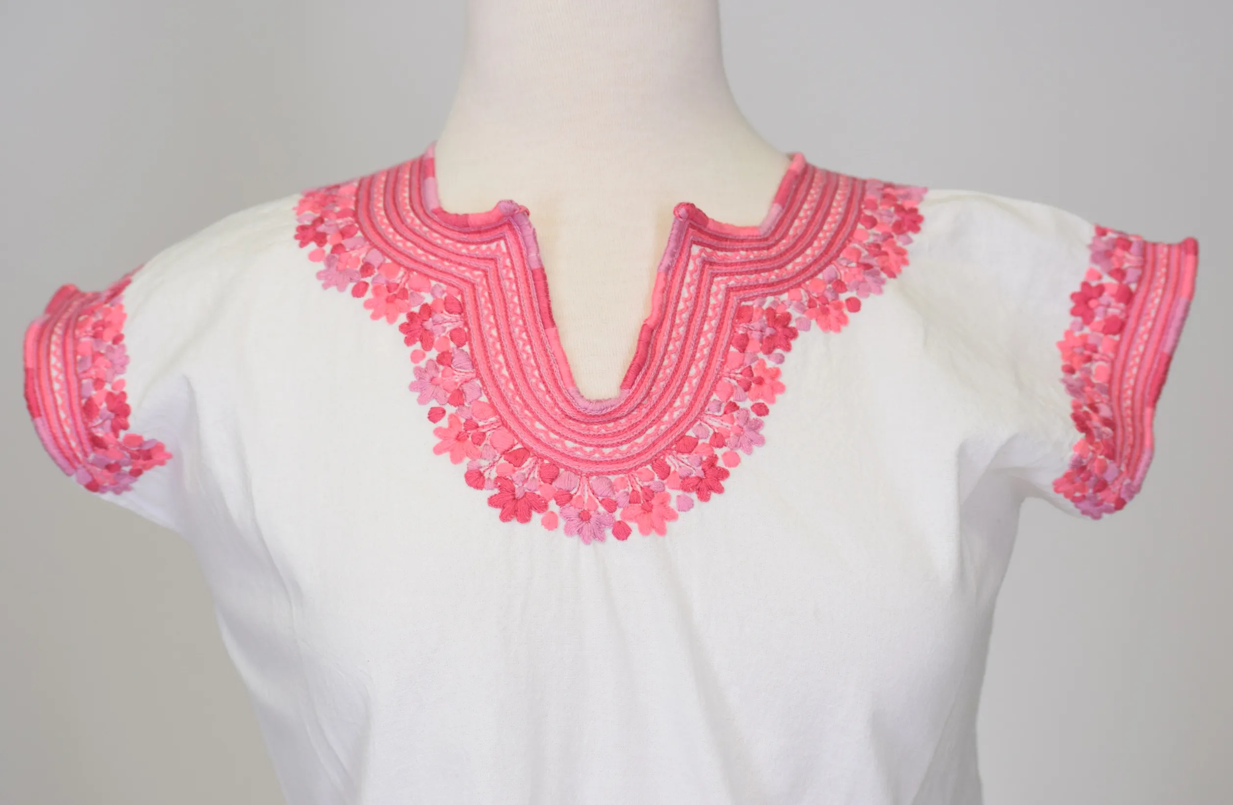Kahlo Mexican Top  - Cotton - White, Pink