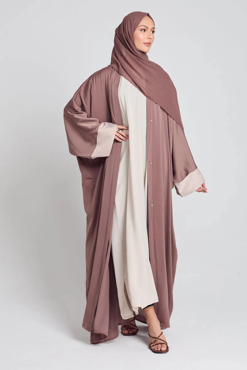 Open Farasha With Folded Contrast Cuffs - Warm Taupe