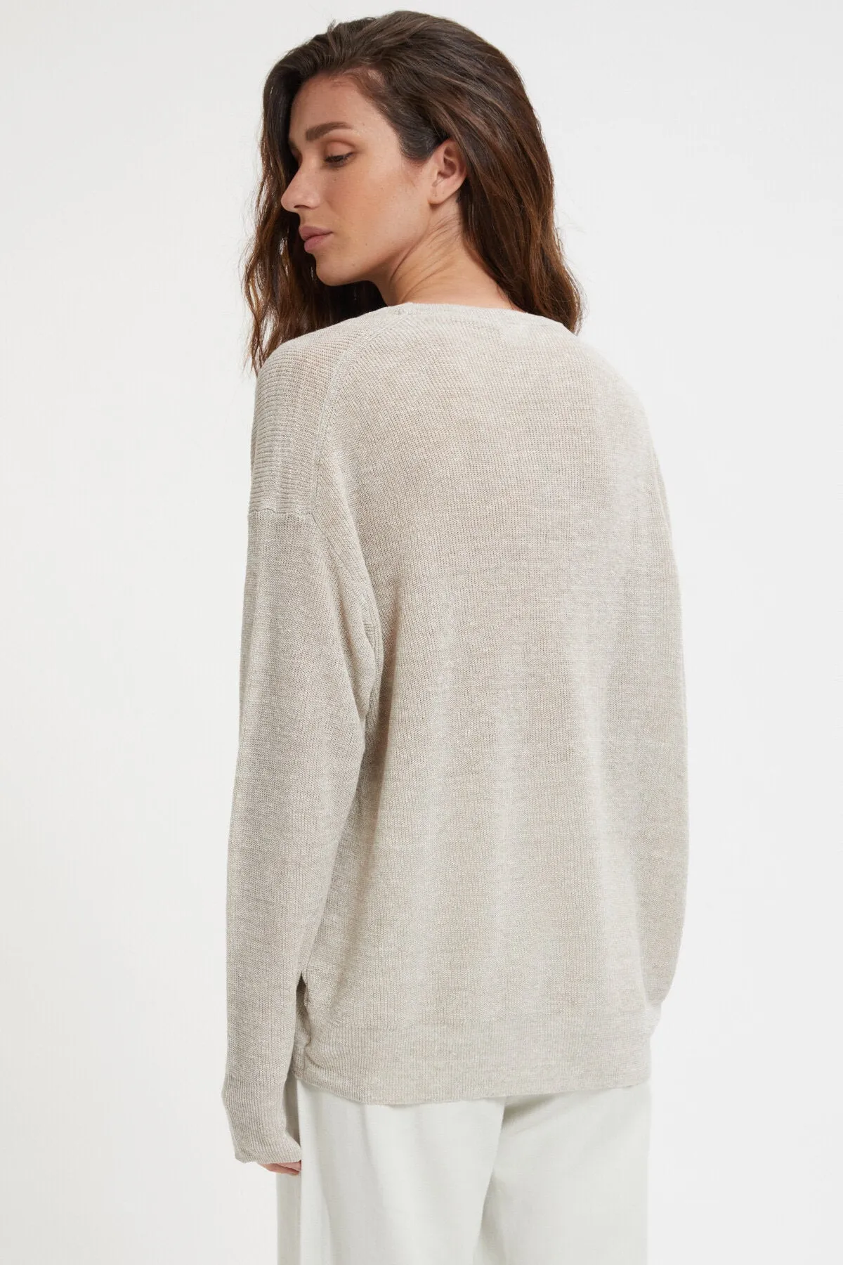 Round Longsleeve Pullover