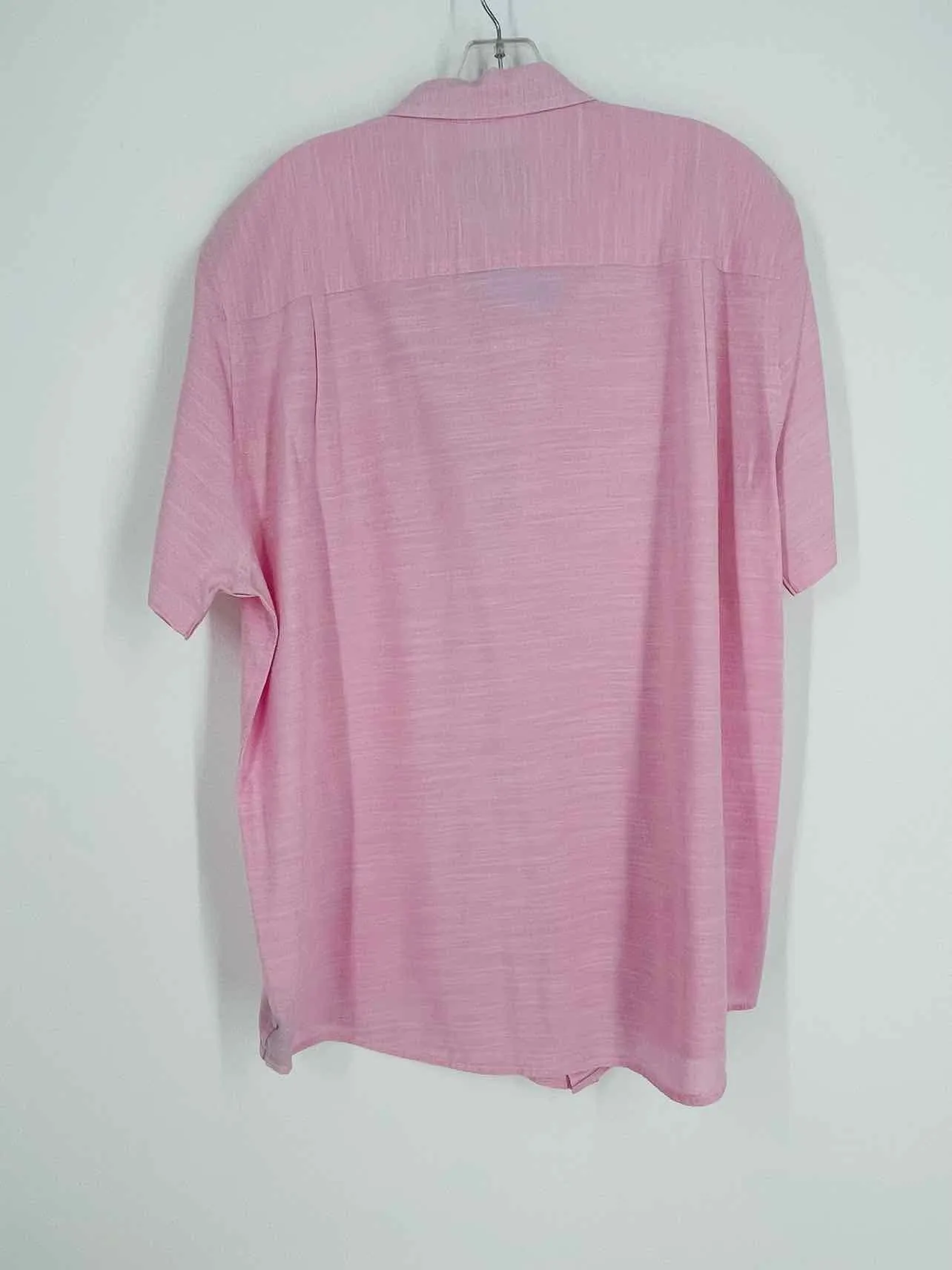 St Johns Bay Size XL Pink Variegated Men's Shirt-Short Sleeve- Men's
