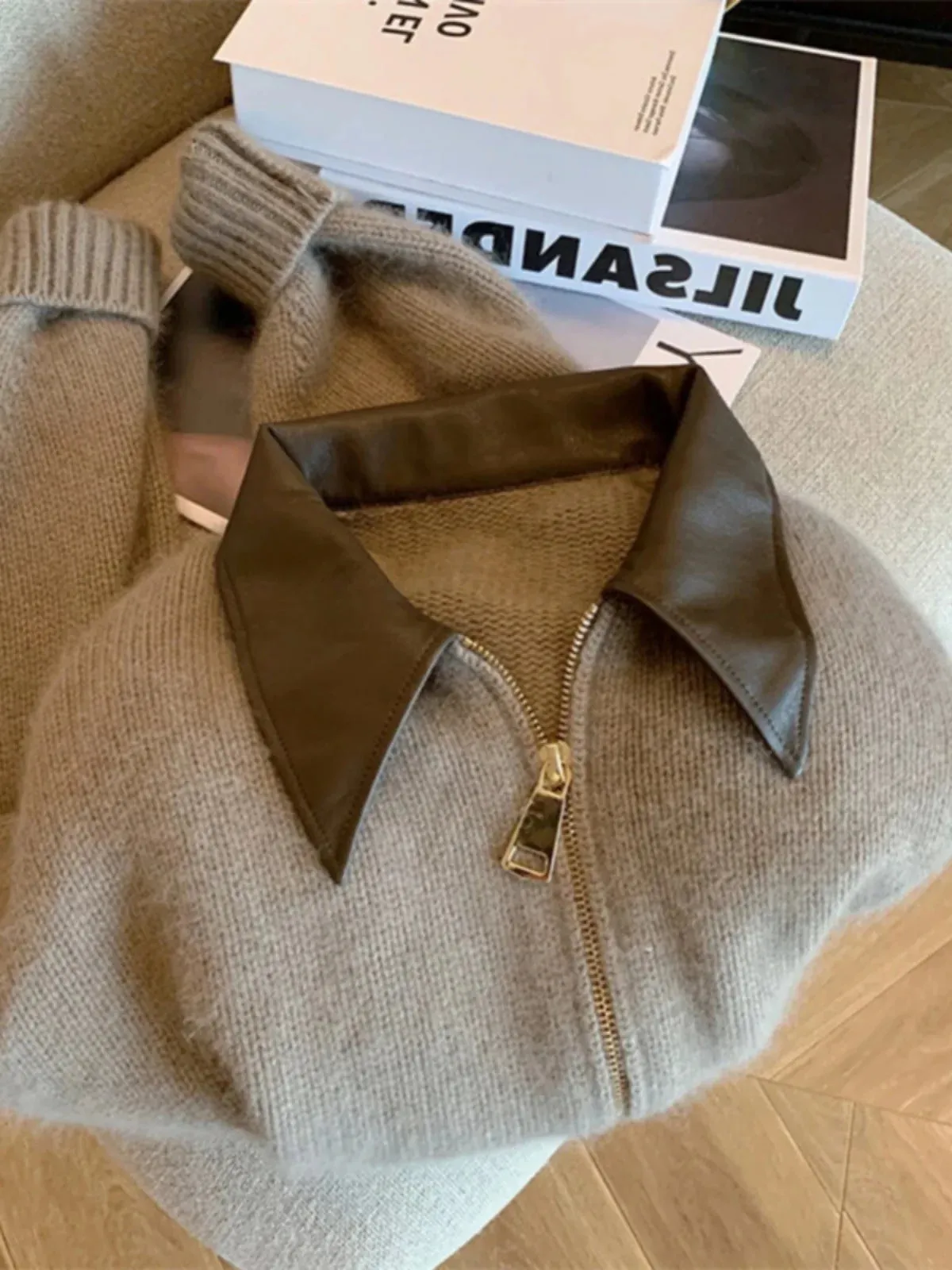 Women's Leather Collar Double Zipper Long Sleeve Knitted Sweater